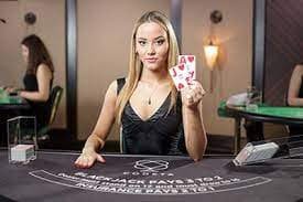 Perbandingan odds untuk satu pertandingan Analisis odds pre-match
